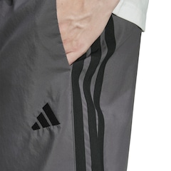 Bermuda Masculina adidas Chelsea 3 Listras - Foto 4