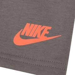 Conjunto Infantil Nike On The Move Boys Camiseta + Bermuda - Foto 8