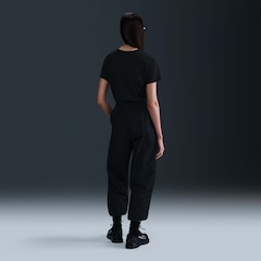 Camiseta Nike Sportswear Club Feminina - Foto 7