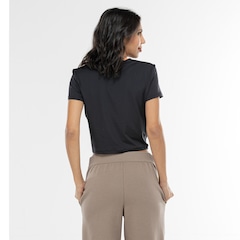 Camiseta Nike One Classic Cropped Feminina - Foto 3