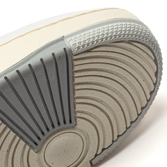 Tênis Nike Gamma Force - Feminino - Foto 9