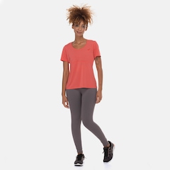 Camiseta ASICS Libélula Recorte Feminina - Foto 3