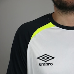 Camiseta Umbro Adamant Unissex - Foto 3