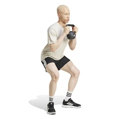 Bermuda adidas Malha Essentials Três Listras Masculina - Foto 3