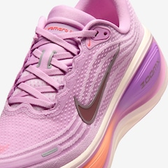 Tênis Feminino Nike Vomero Plus - Foto 8