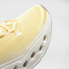 Tênis Feminino On Running Cloudsurfer Max - Foto 5