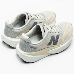 Tênis Feminino New Balance Fuelcell Rebel V5 - Foto 7