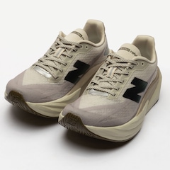 Tênis Feminino New Balance Fuelcell Rebel V5 - Foto 4