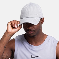 Boné Adulto Nike Club Swoosh Aba Curva - Foto 4