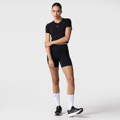 Camiseta Nike Sportswear Chill Knit Feminina - Foto 3