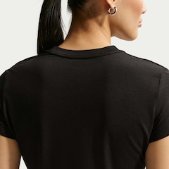 Camiseta Nike Sportswear Chill Knit Feminina - Foto 5
