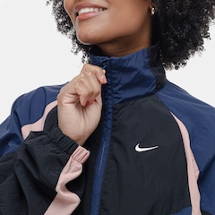 Jaqueta Nike Sportswear Street Track Feminina - Foto 10