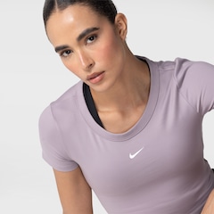 Camiseta Cropped Nike Dri-FIT One Feminina - Foto 4