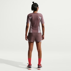 Short Nike Dri-FIT Swift Feminino - Foto 5