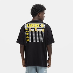Camiseta Mitchell & Ness Los Angeles Lakers Cards NBA Masculina - Foto 3
