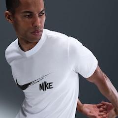 Camiseta Nike Dri-FIT Heritage Masculina - Foto 5