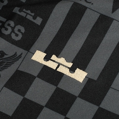 Camisa Liverpool III Edição Especial LeBron Feminina - Foto 5