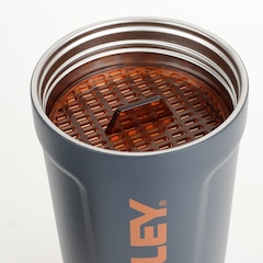 Garrafa Térmica Stanley Activate Shaker 591ml - Foto 8