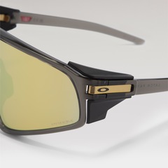 Óculos de Sol Oakley Latch Panel Matte Black - Foto 4