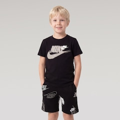 Conjunto Camiseta + Bermuda Infantil Nike Youth Basic - Foto 1