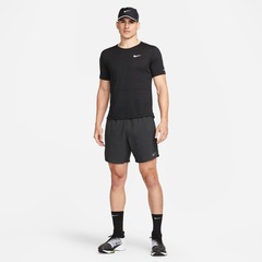 Bermuda Nike Dri-FIT 7in Stride Masculina - Foto 4