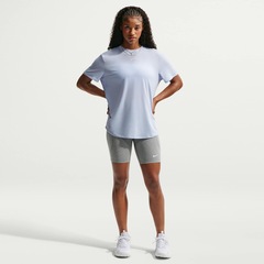 Camiseta Nike Dri-FIT One Feminina - Foto 2