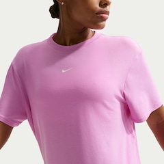 Camiseta Nike Dri-FIT One Feminina - Foto 4