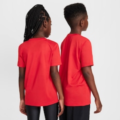 Camiseta Nike Dri-FIT Legend Swoosh Infantil - Foto 4