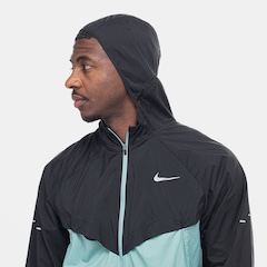 Jaqueta Nike Stride Repel UV Masculina - Foto 6