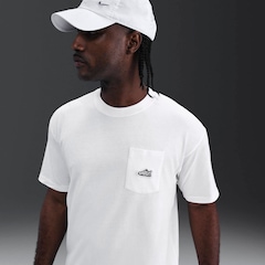 Camiseta Nike Sportswear Patch Masculina - Foto 2