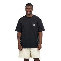 Camiseta Nike Sportswear Patch Masculina - Foto 2