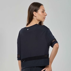 Camiseta Vestem Manga Curta - Feminina - Foto 2