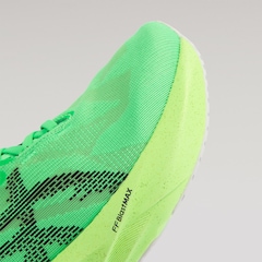 Tênis ASICS Novablast 5 Masculino - Foto 4