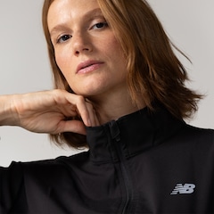 Jaqueta New Balance Windbreak Feminina - Foto 6