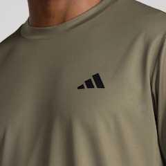 Camiseta adidas Workout Essentials Base 3S - Masculina - Foto 4