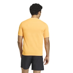 Camiseta adidas Workout Essentials Base - Masculina - Foto 2