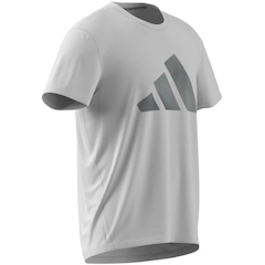 Camiseta adi365 Running Essentials Brand Love Masculina - Foto 13