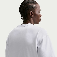 Camiseta Nike Sportswear Premium Essentials Masculina - Foto 5
