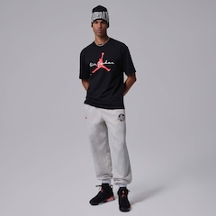 Camiseta Nike MJ BRK ESS 85 GFX Crew - Masculina - Foto 2