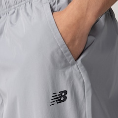 Calça New Balance Utility Woven Masculina - Foto 4