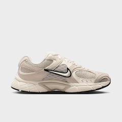 Tênis Feminino Nike V5 RNR - Foto 1