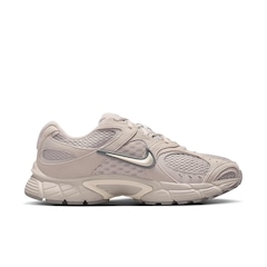 Tênis Feminino Nike V5 RNR - Foto 1