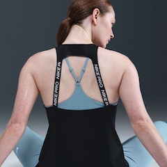 Camiseta Regata Dri-FIT Nike Pro Elastika Feminina - Foto 5