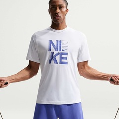 Camiseta Nike NK DF Hyverse GFX Masculina - Foto 4