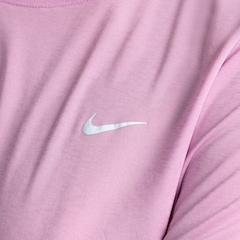 Camiseta Nike W NK Swft Brthe Feminina - Foto 4