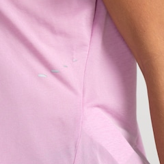 Camiseta Nike W NK Swft Brthe Feminina - Foto 6