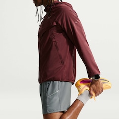 Shorts Dri-FIT Nike Miler Masculino - Foto 4