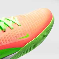 Chuteira Society Nike Phantom 6 Club Low Infantil - Foto 4