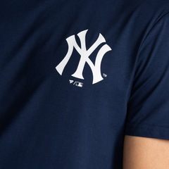 Camiseta Fanatics Major League Baseball Textured Print New York Yankees Masculina - Foto 4