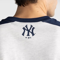 Camiseta Fanatics Major League Baseball Textured Print New York Yankees Infantil - Foto 7